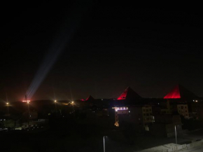 Cheops pyramids inn